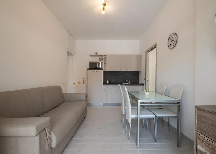 Villa Moderna By Propertize