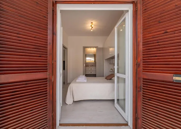 Villa Moderna By Propertize